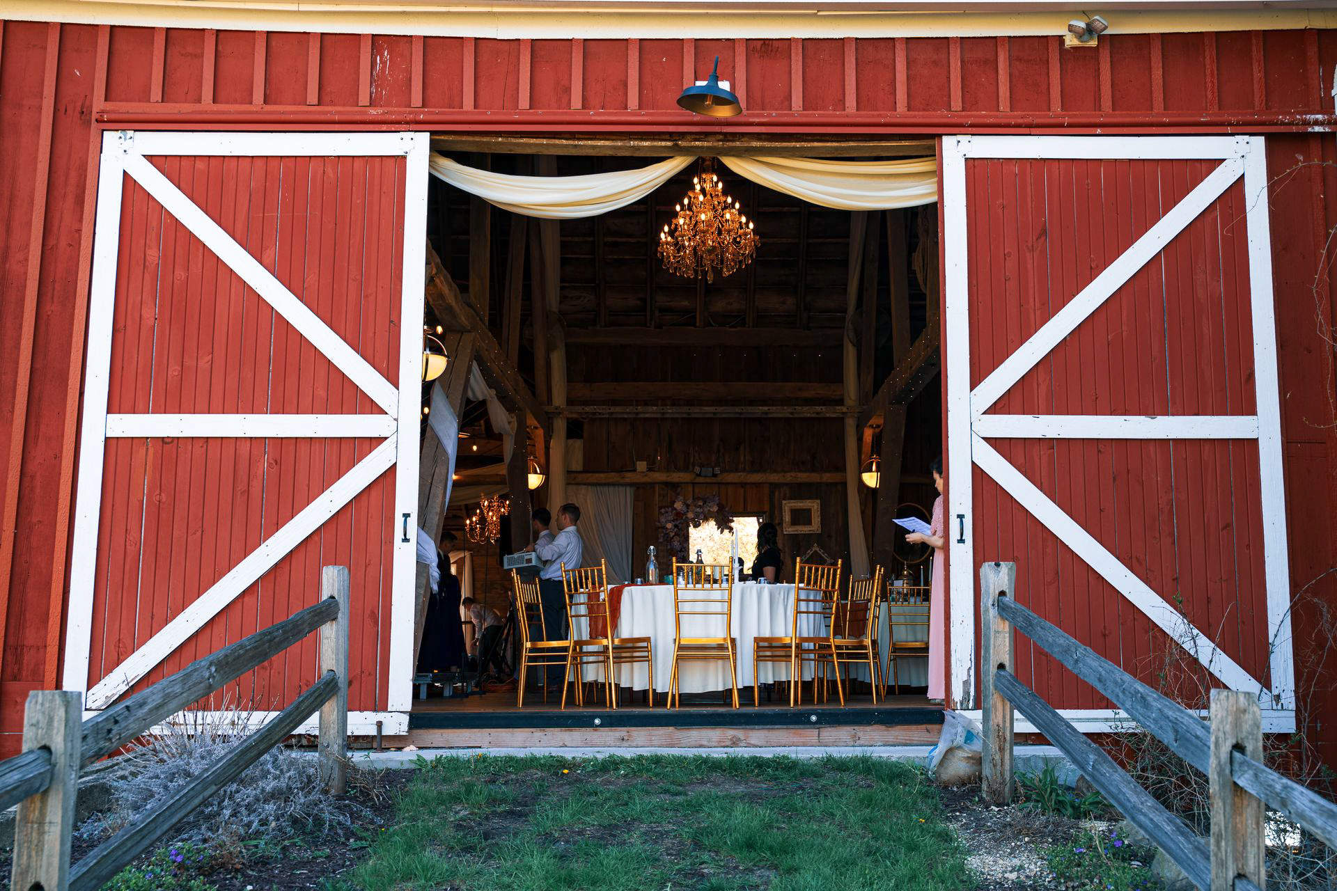 outdoor barn wedding